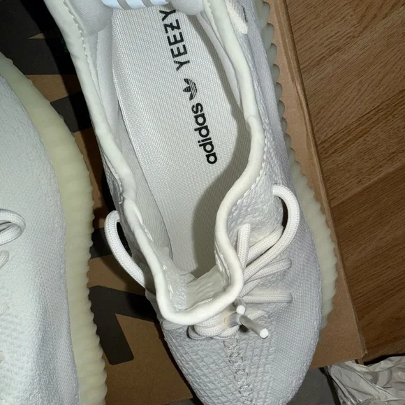 Adidas Yeezy Boost 350 V2 Box in Brown and Black - Picture 11 of 13